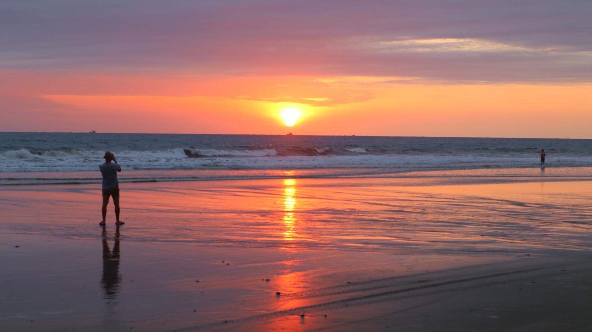 Hotel Sol Y Playa Montañita 外观 照片