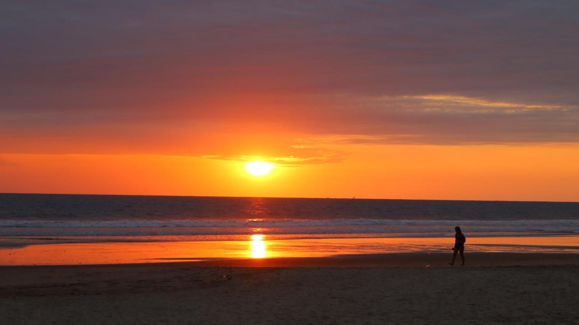 Hotel Sol Y Playa Montañita 外观 照片